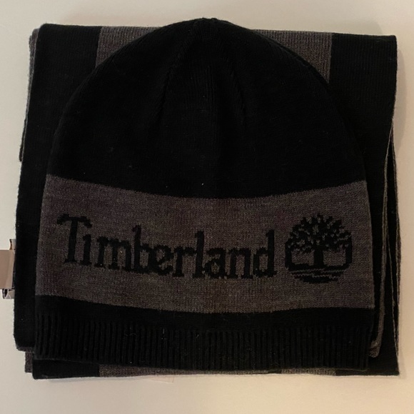 NWT Timberland Hat and Scarf Set, One Size, Black and Gray